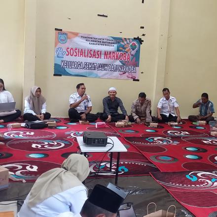Sosialisasi Bahaya Narkoba di Desa Tanah Abang